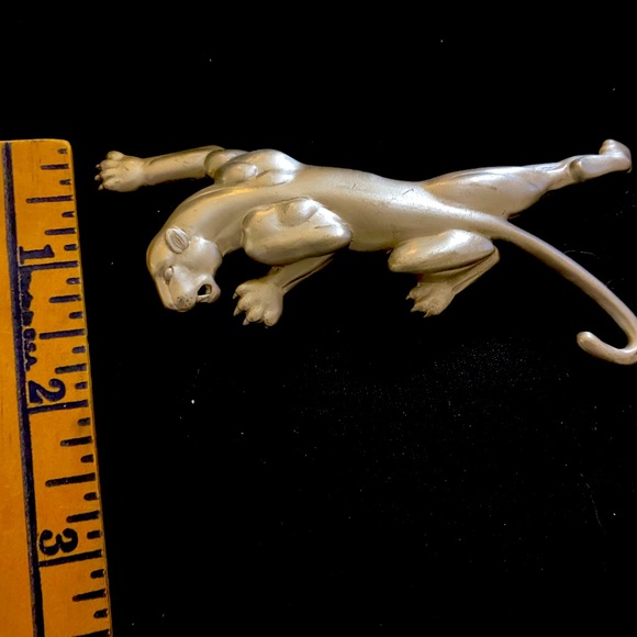 VINTAGE JJ 1986 BROOCH - - Picture 2 of 6